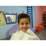 Çocuk Kuaförü Saç kesimi ( çocuk lara özel salonda )
